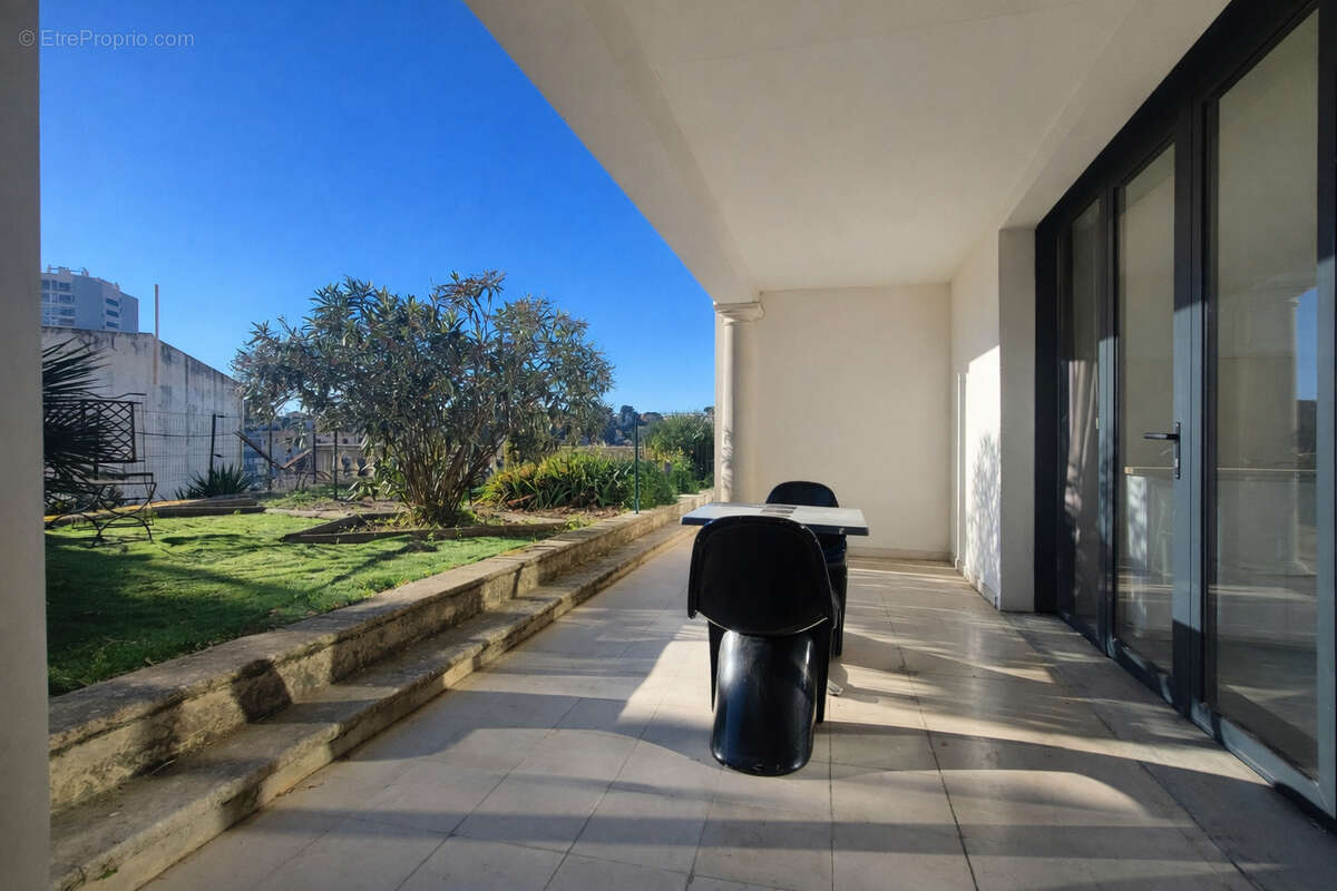 Appartement à CARRY-LE-ROUET