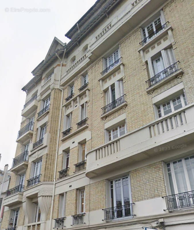 Appartement à ENGHIEN-LES-BAINS