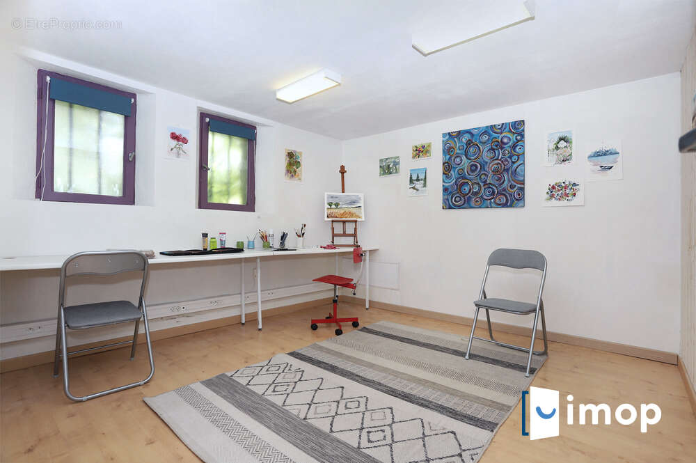 Maison rénovée avec piscine - photo 13