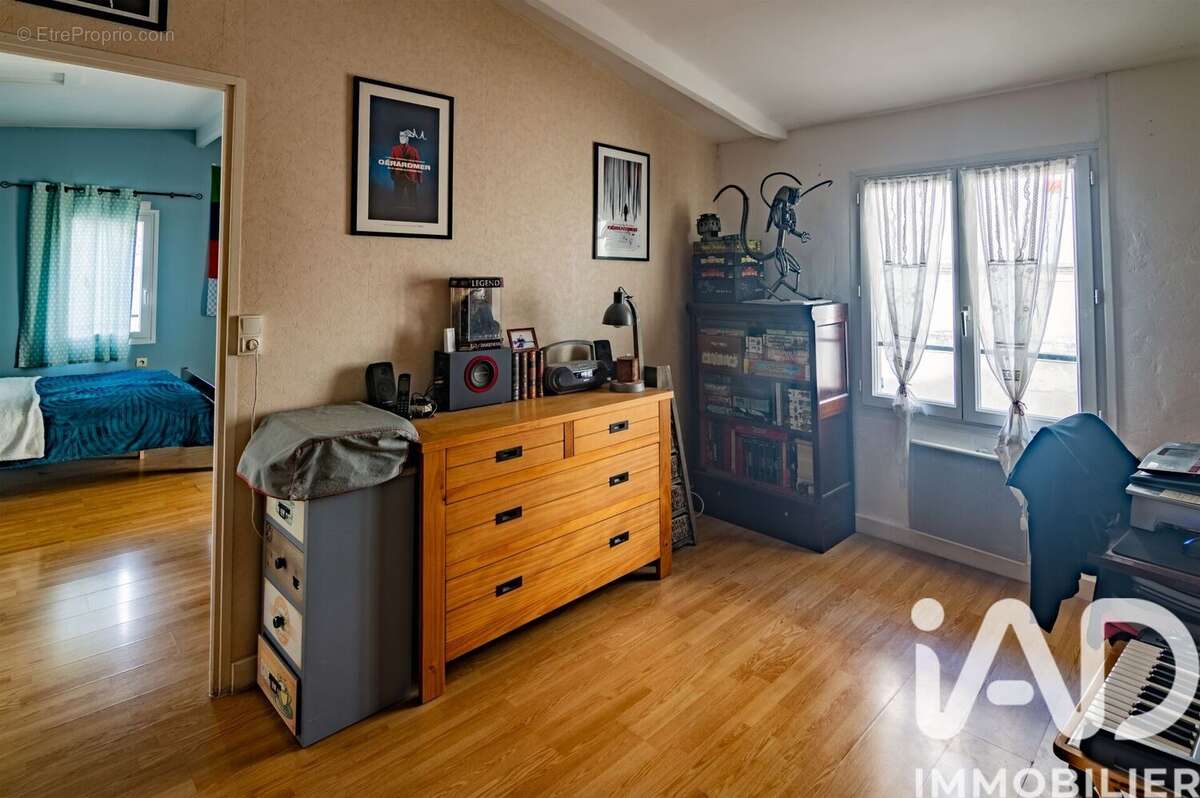 Photo 7 - Maison à SAINT-DENIS-DE-PILE