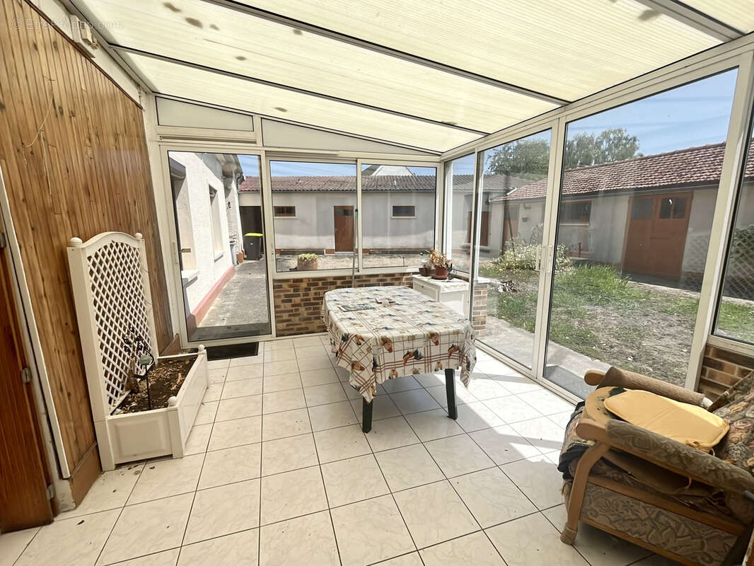 Maison à HOUDANCOURT