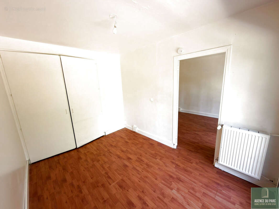 Appartement à VILLE-D'AVRAY