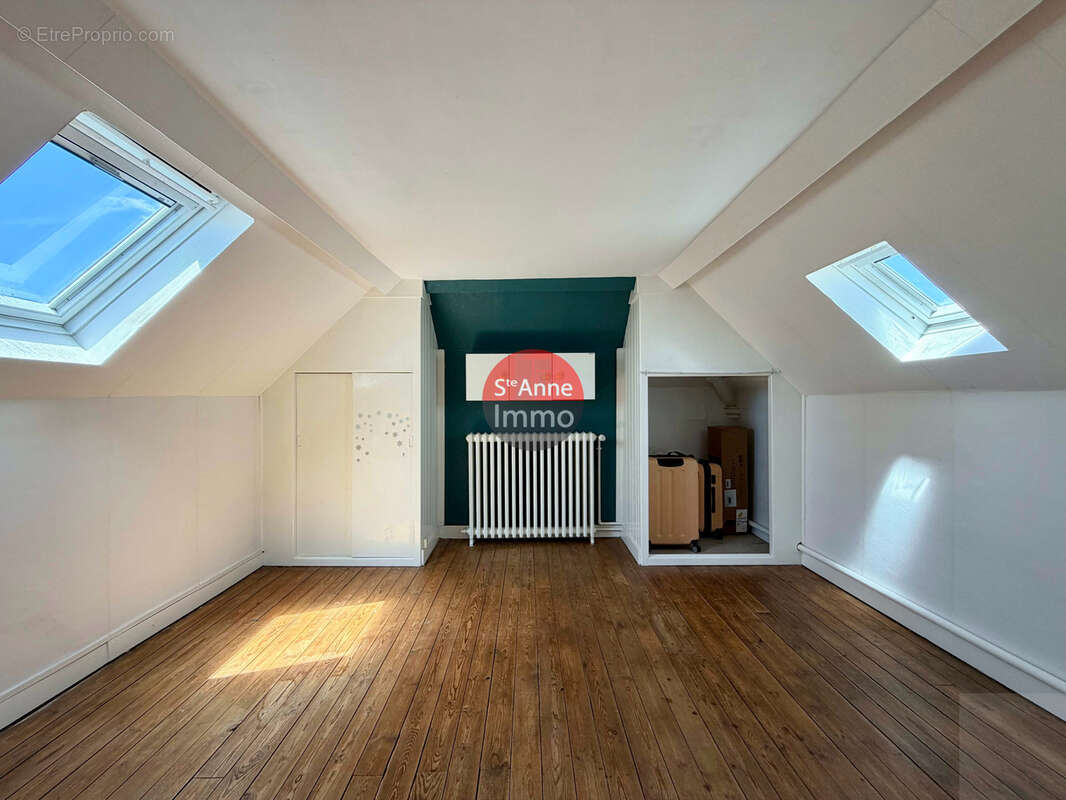 Poulainville - maison de maître - 220m2 - 5 chambres - jardin - dependances - photo 11