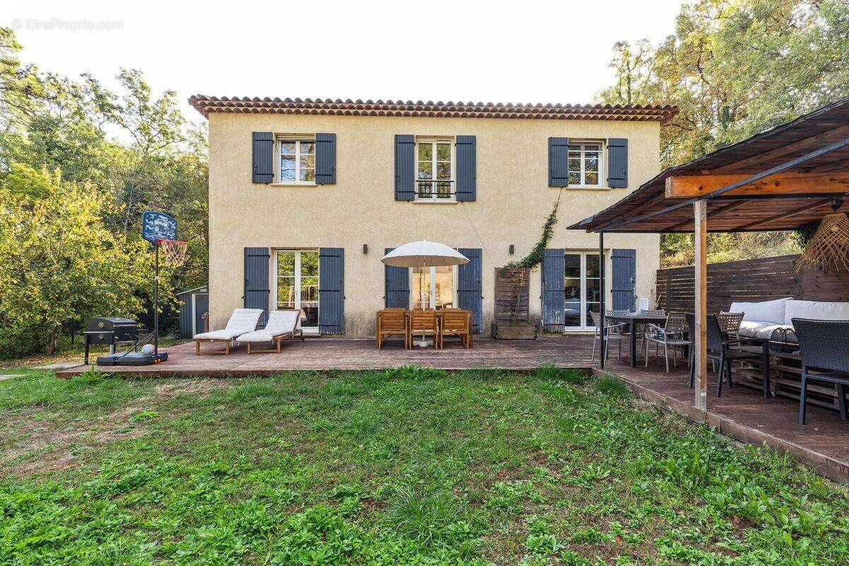 Maison à SAINT-PAUL-EN-FORET