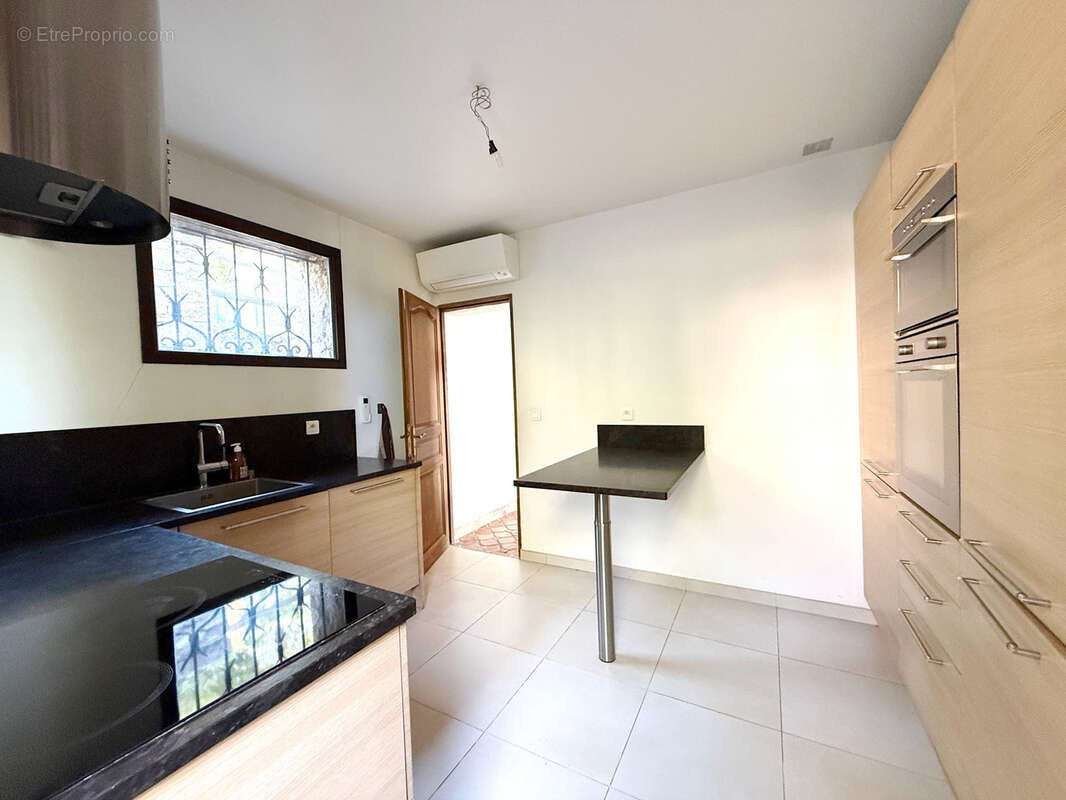 Maison à MONTAUROUX