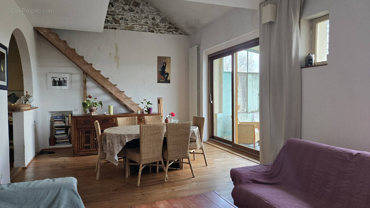 Maison à LE CELLIER