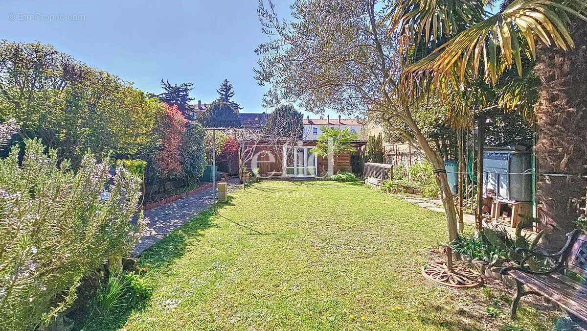 Maison à CHOISY-LE-ROI