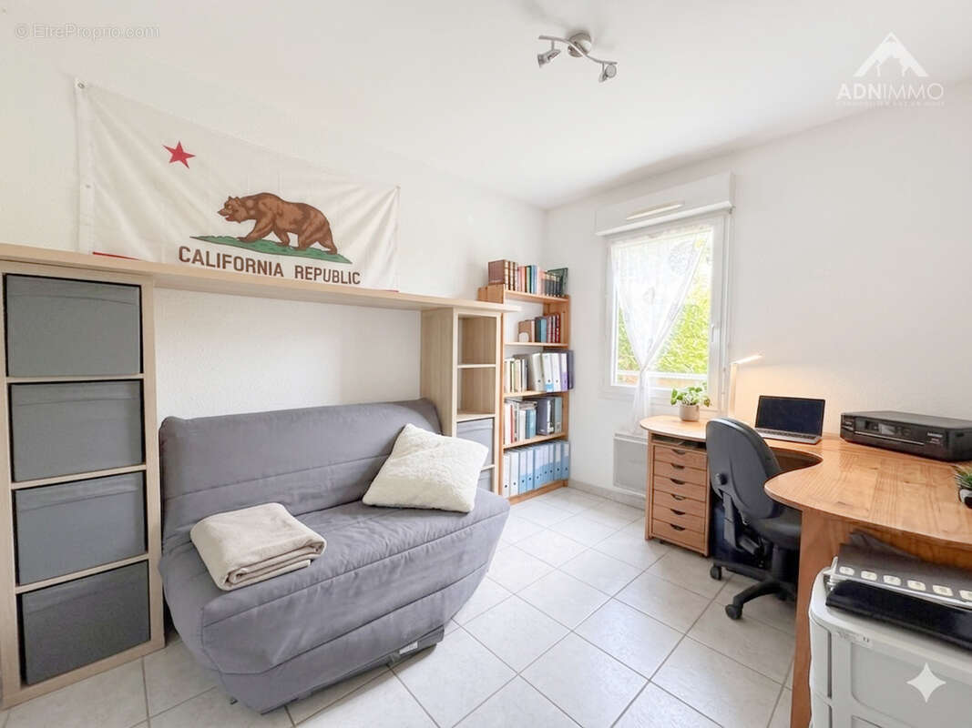 Appartement à THOIRY