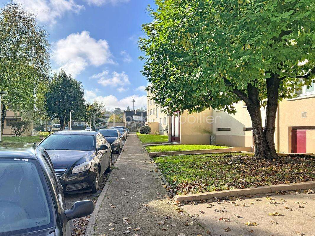 Appartement à LIMEIL-BREVANNES