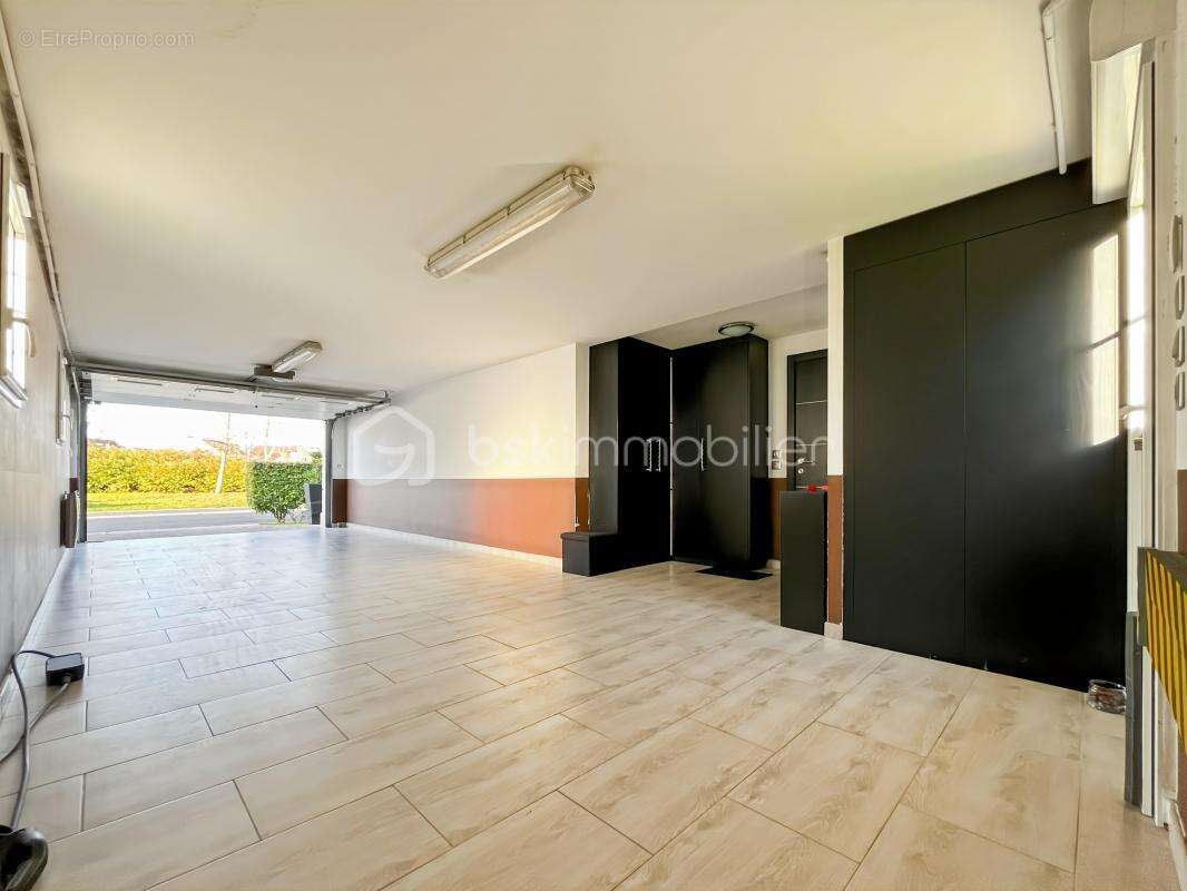 Splendide maison contemporaine 7 pièces - avec vue sur le Golf d'Ormesson - photo 12