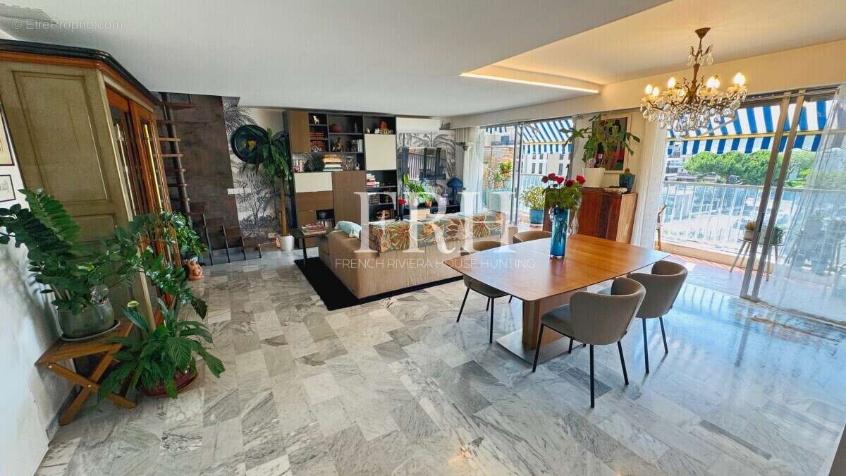 Appartement à CAGNES-SUR-MER