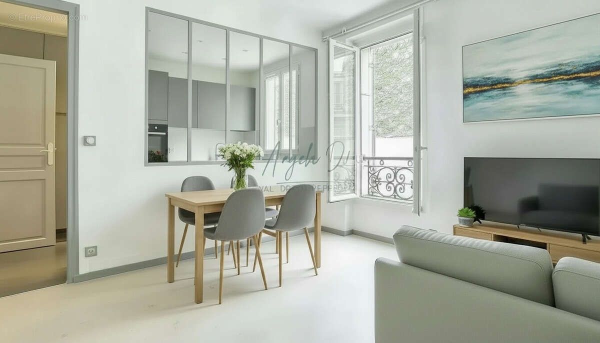 Appartement à PARIS-11E