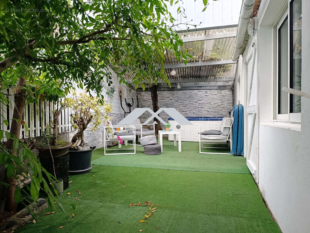 Maison à L'ETANG-SALE