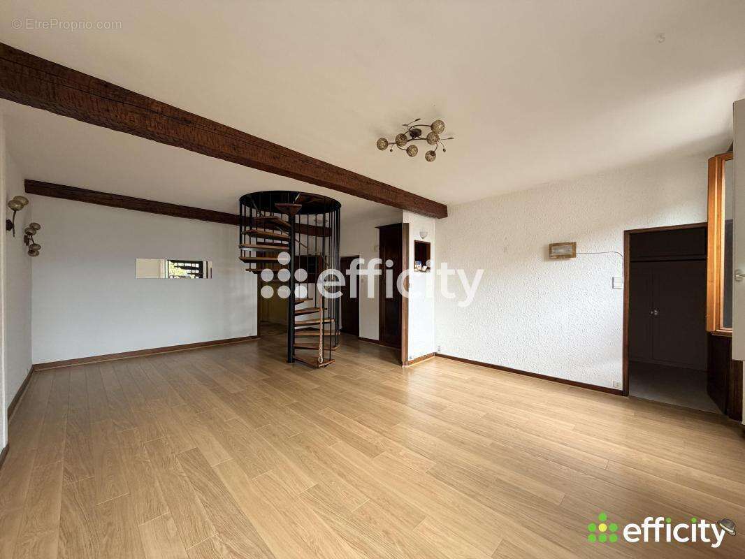 Appartement à TULLINS