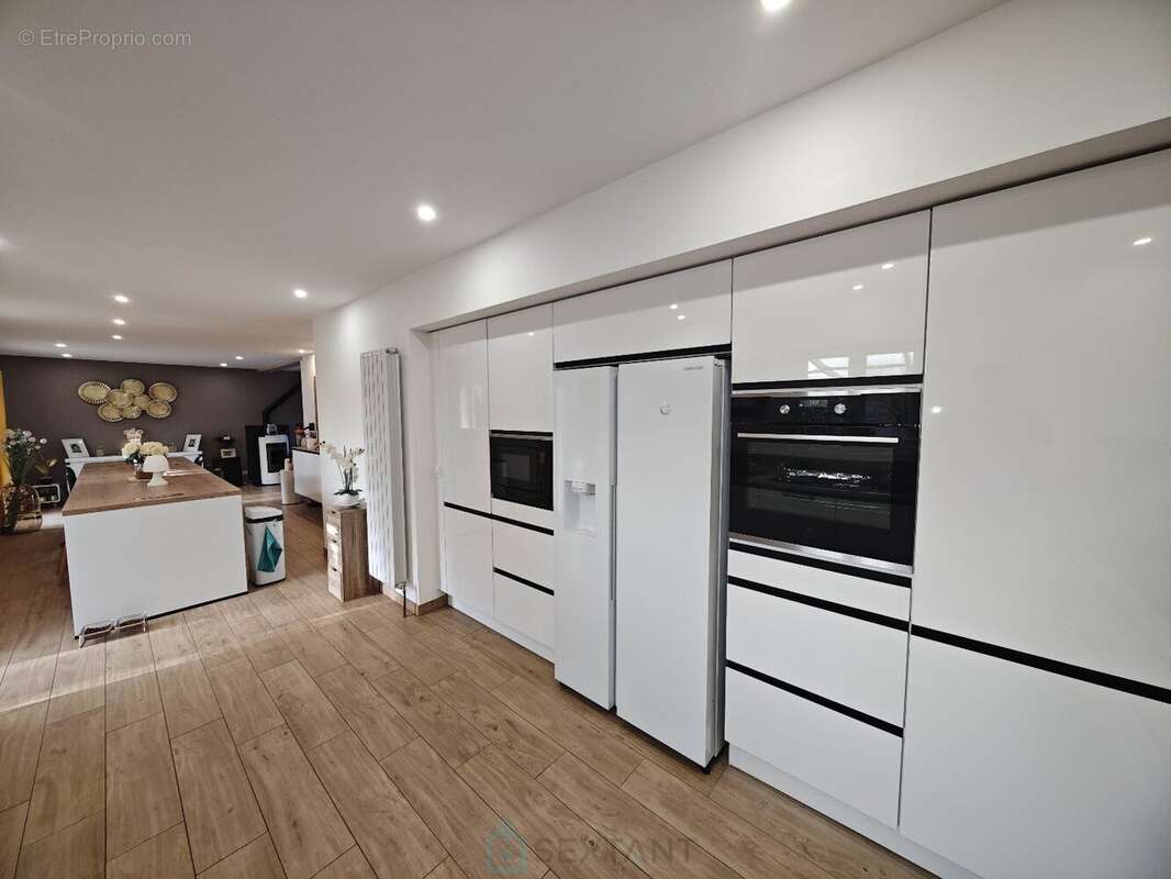 Maison à SAINT-SAUVEUR-SUR-ECOLE