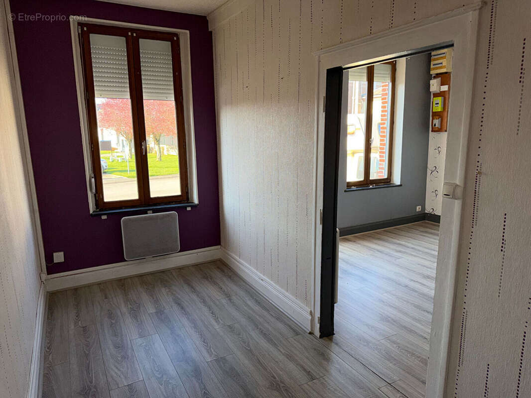 Maison à LA NEUVILLE-BOSMONT