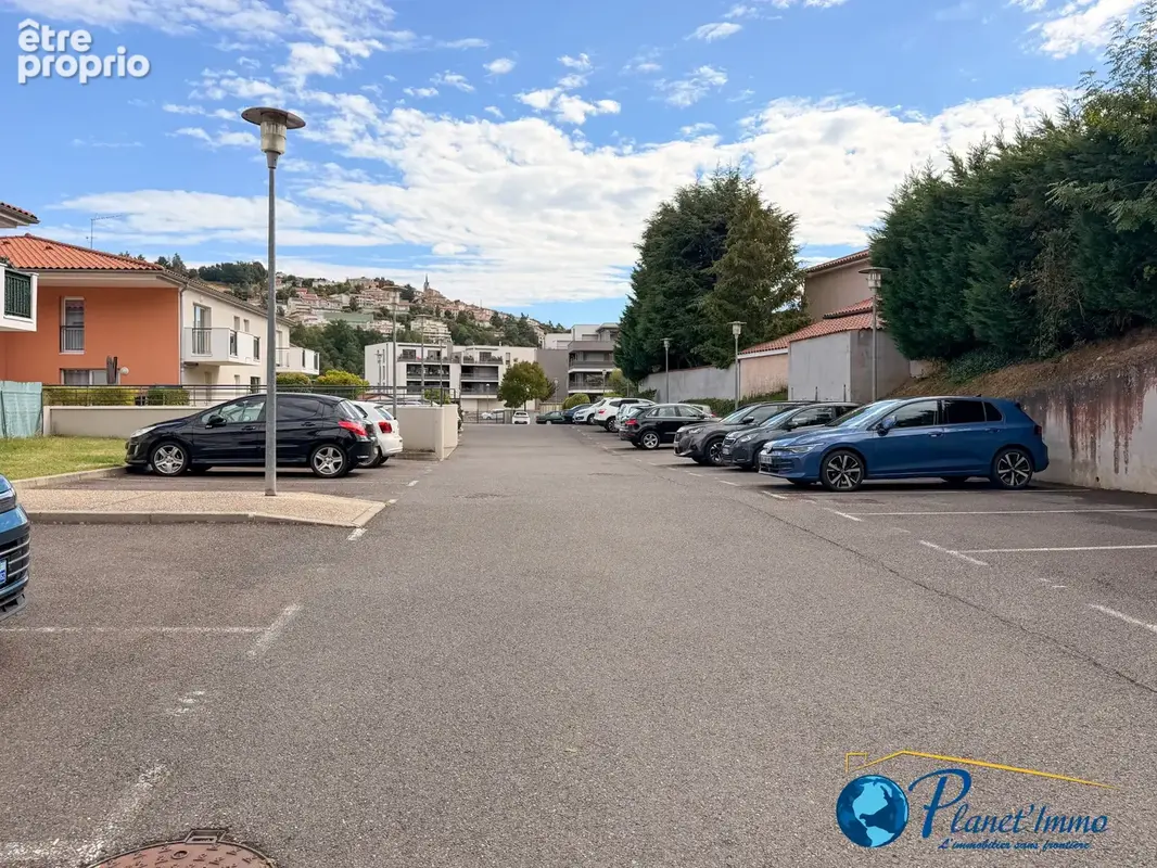Saint-Priest en Jarez / Appartement type 2 de 42,50 m2 avec terrasse place de parking et garage en sous-sol. - photo 10