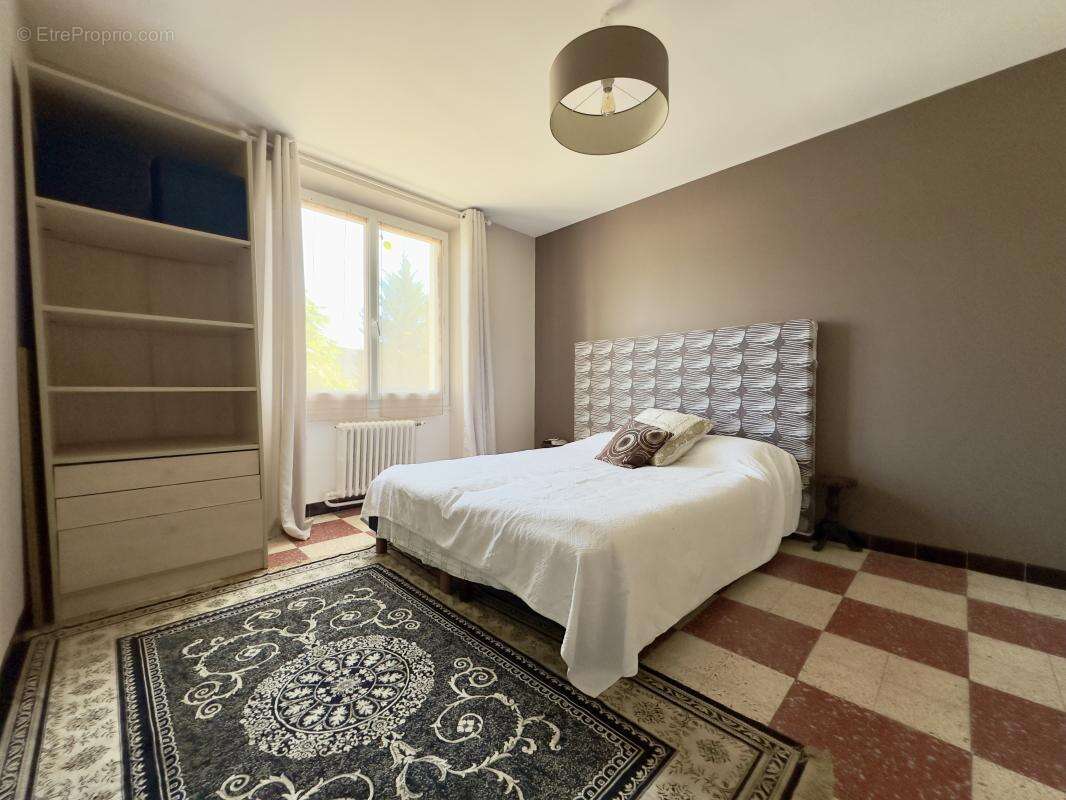 Maison à LES SALLES-DU-GARDON