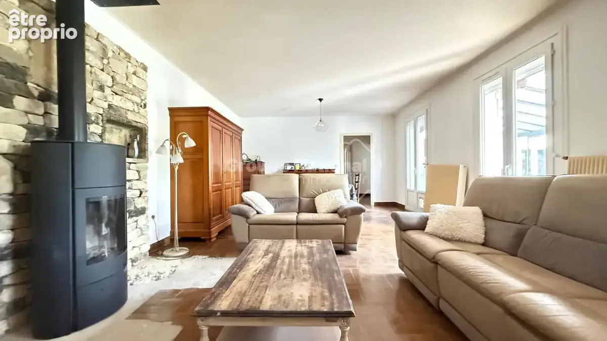 Maison plain pied - Double garage - photo 5