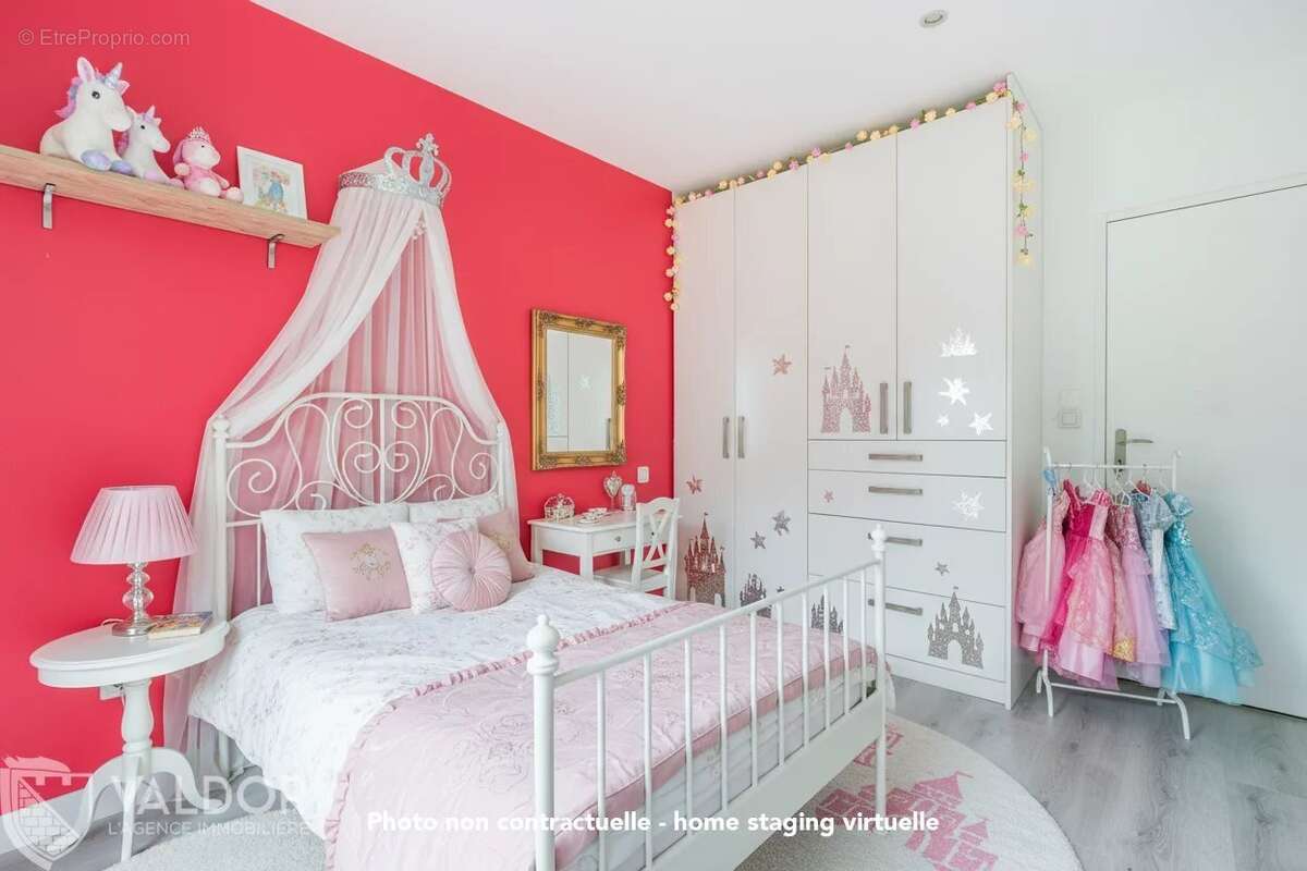 Maison à SAINT-GENIS-LES-OLLIERES