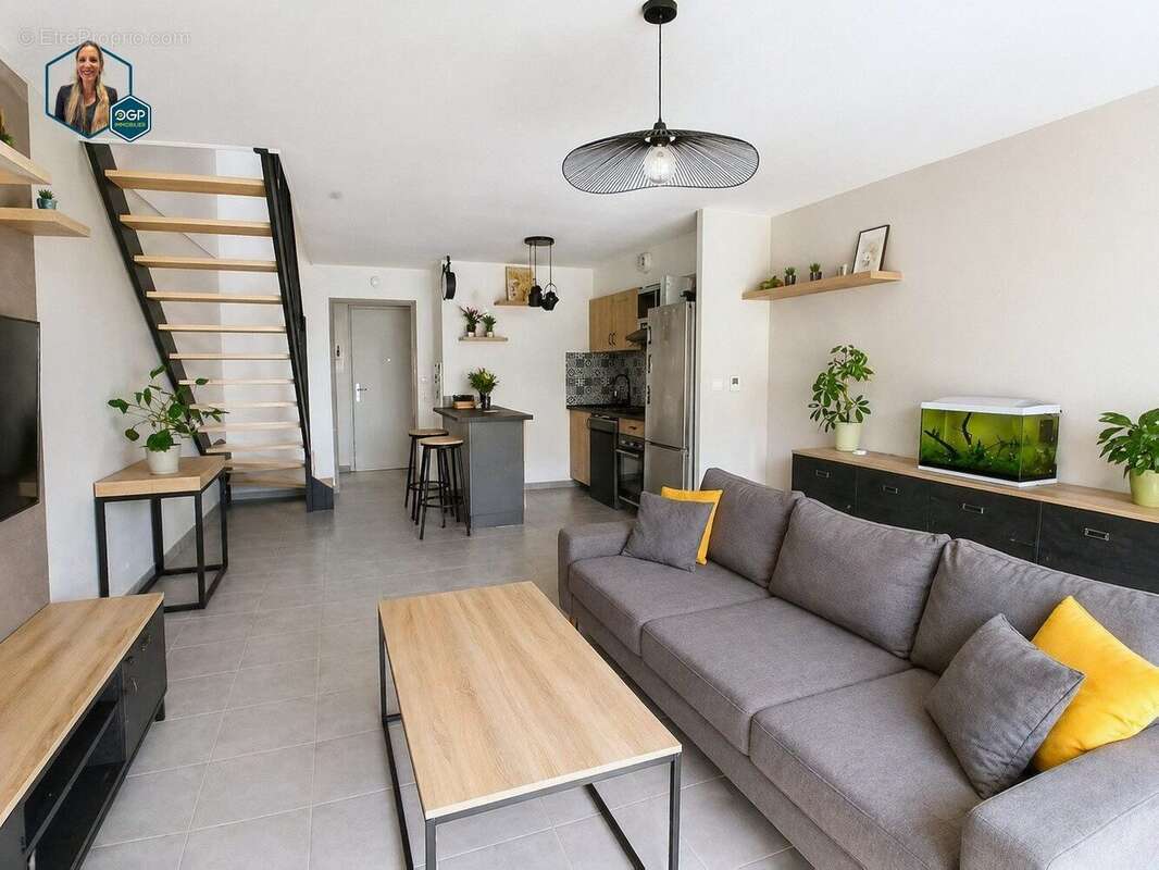 Maison à BRUGUIERES