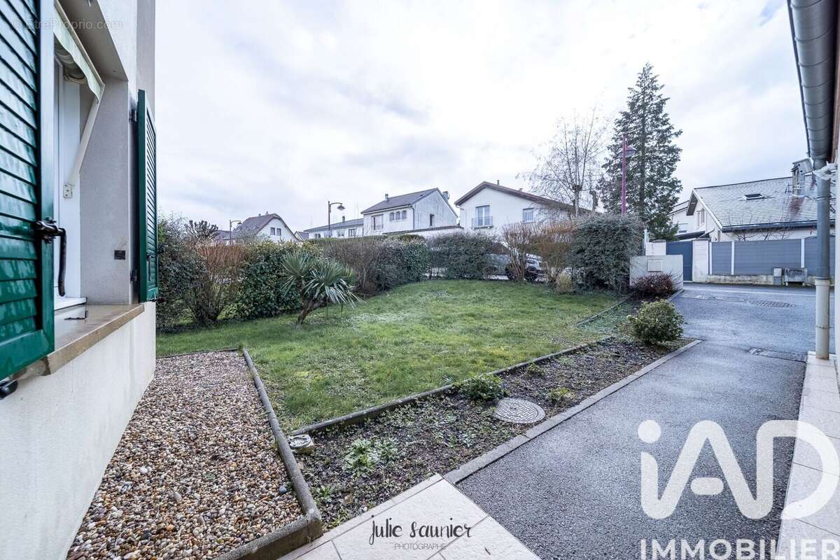 Photo 2 - Maison à ROZERIEULLES