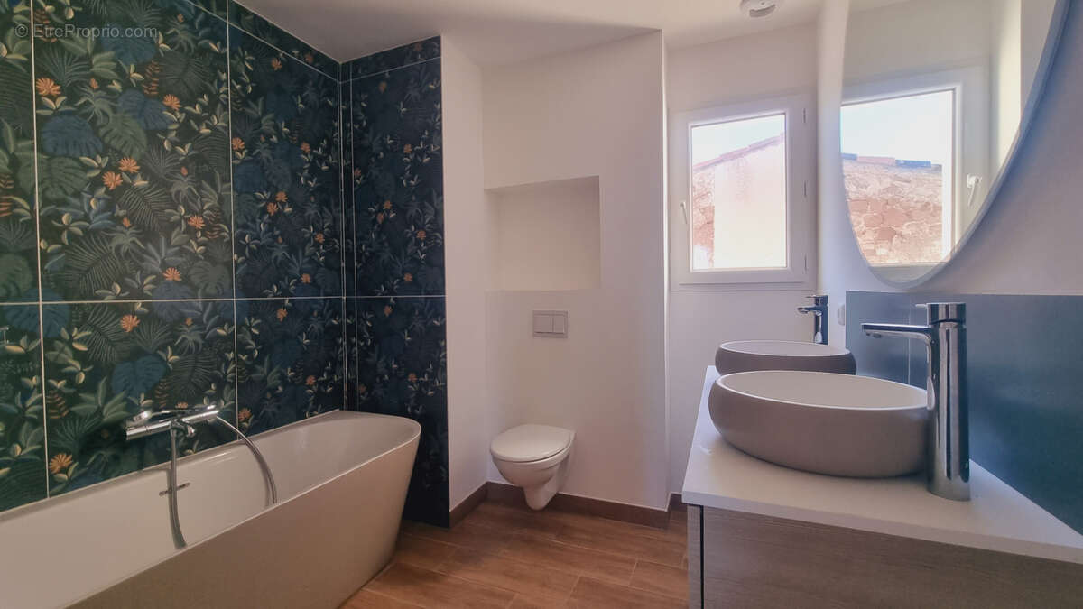 Maison à PUGET-SUR-ARGENS