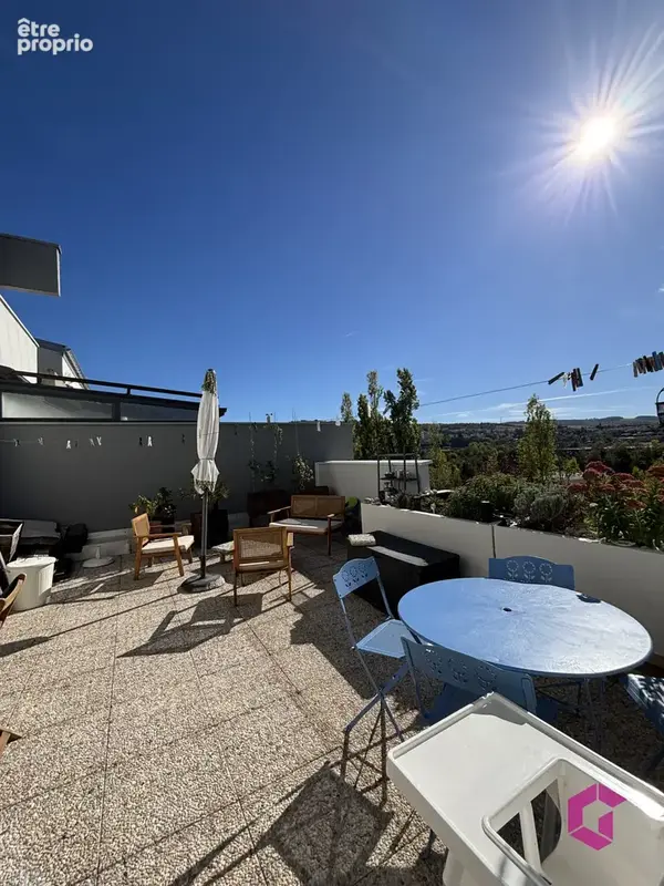 À vendre   bel appartement de 85 m2 avec terrasse de 35 m2, vue dégagée et garage - photo 5