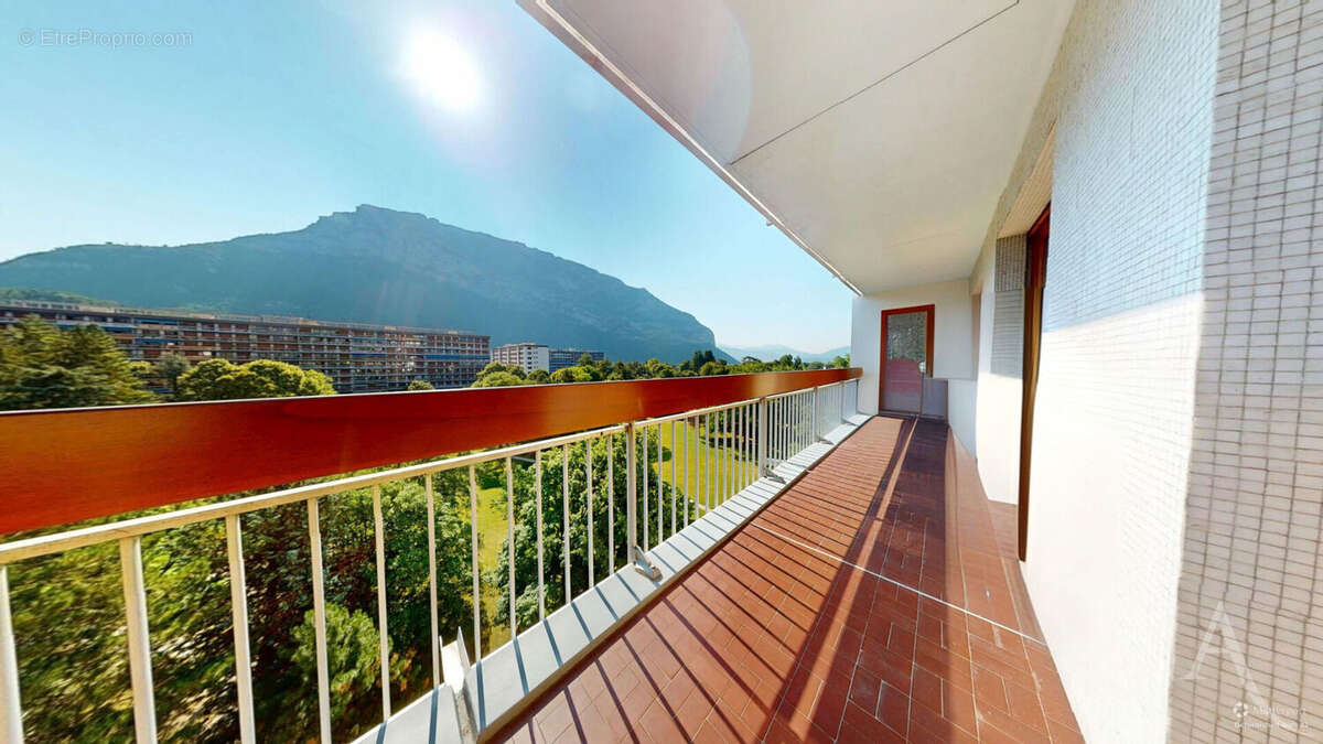 Appartement Saint Egreve 6 pièces 141 m2 Barnave - photo 4