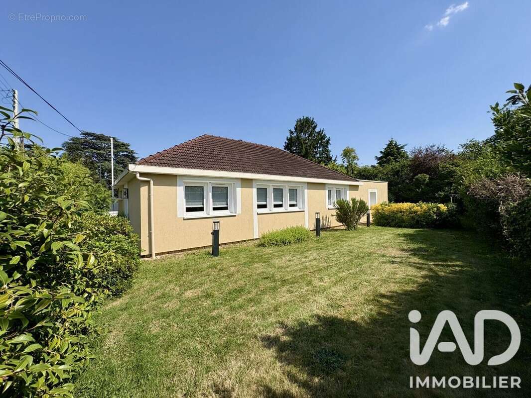 Maison 112 m² à Saint-Cyr-Sur-Loire  - photo 3