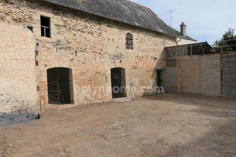 Maison à NORON-LA-POTERIE