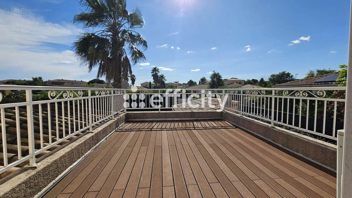 Maison à SAINT-GEORGES-D&#039;ORQUES