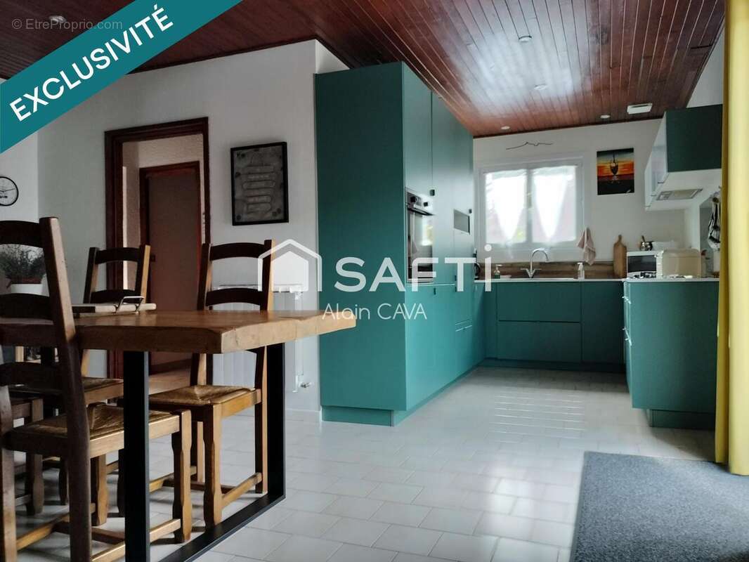 Maison 103 m² à Seyne  - photo 4