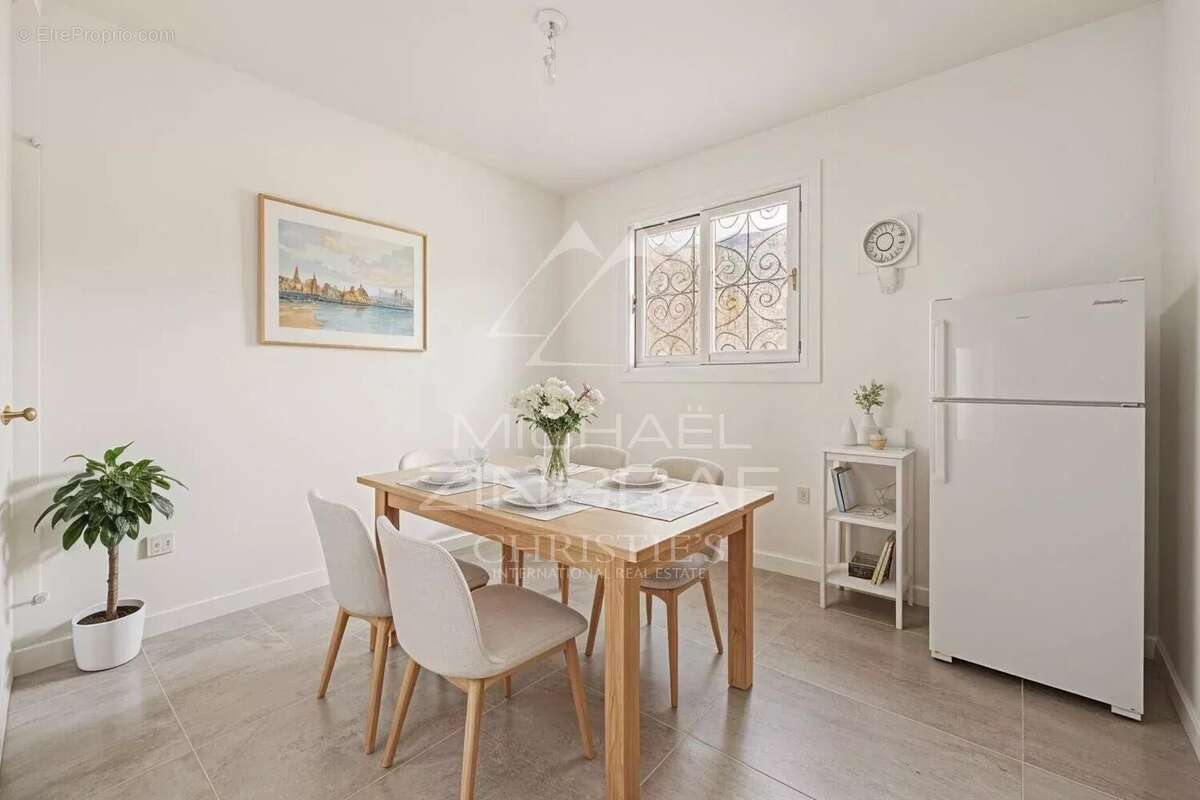 Cannes - Bel appartement au calme avec terrasse, jardin et aperçu mer - photo 6