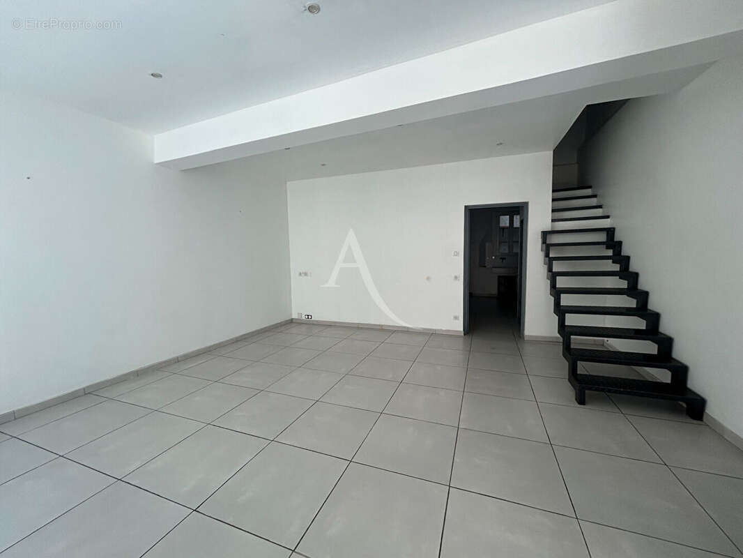 Maison à PENNAUTIER