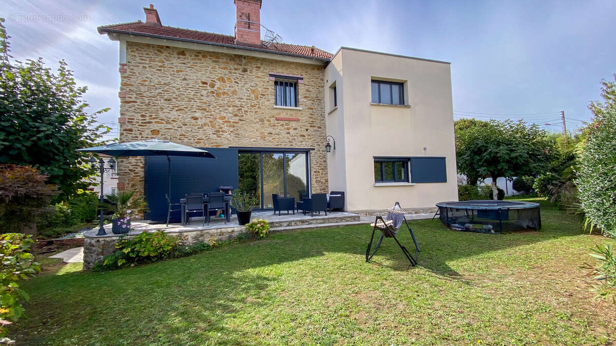 Maison à EPINAY-SUR-ORGE