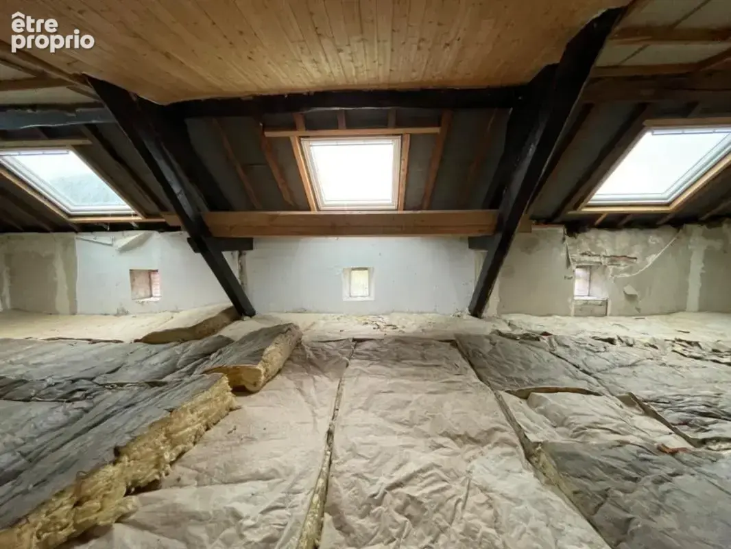 Maison de caractère en pierre, dépendances, accès rivière, 199500€ ! - photo 26