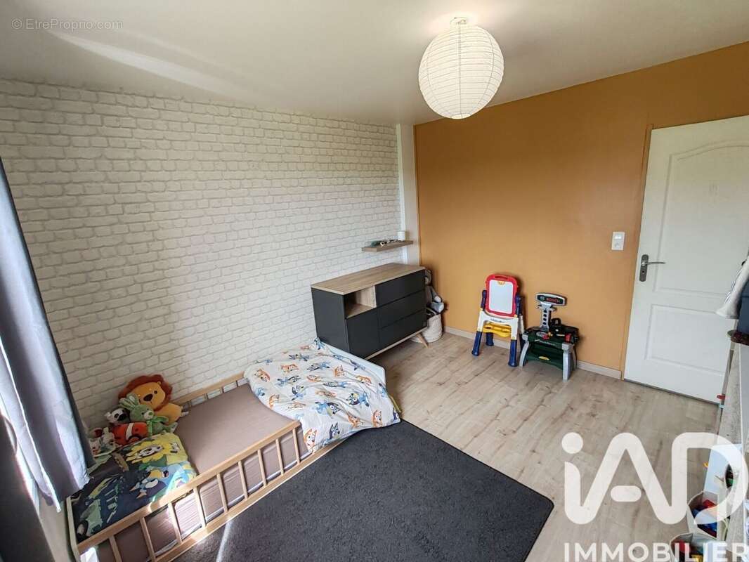 Maison 125 m² à Marolles-Sous-Lignieres  - photo 7