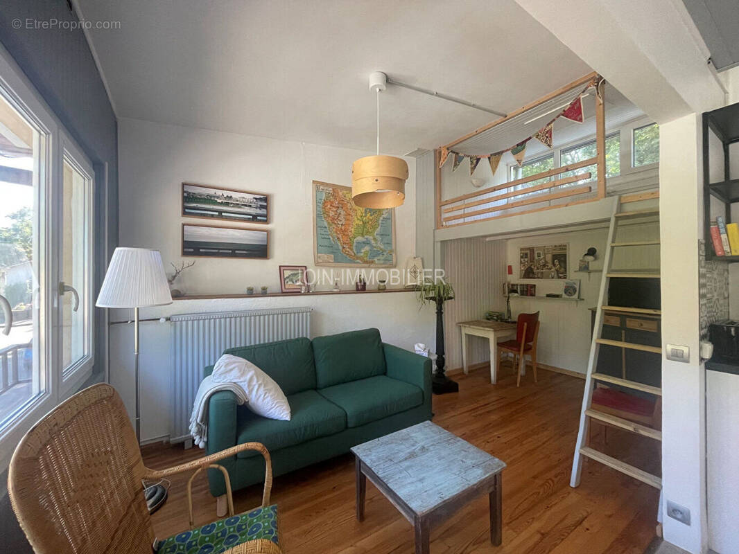 Appartement à BELLEVILLE-SUR-MER