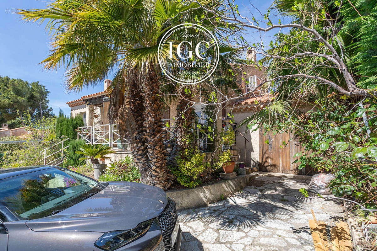 Maison à CARRY-LE-ROUET