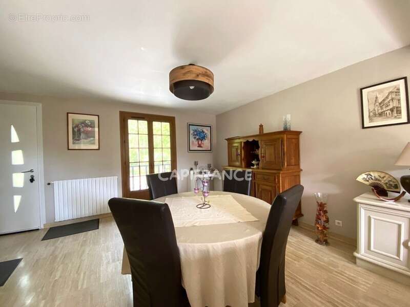 Maison à FOSSES