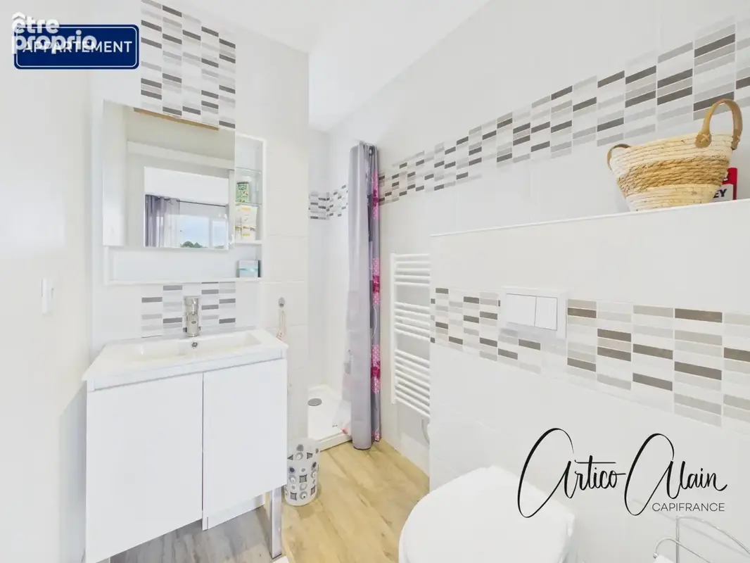 Maison de plain-pied 200 m² avec appartement indépendant et piscine - photo 18