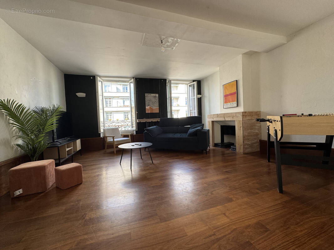 Appartement à ROMANS-SUR-ISERE