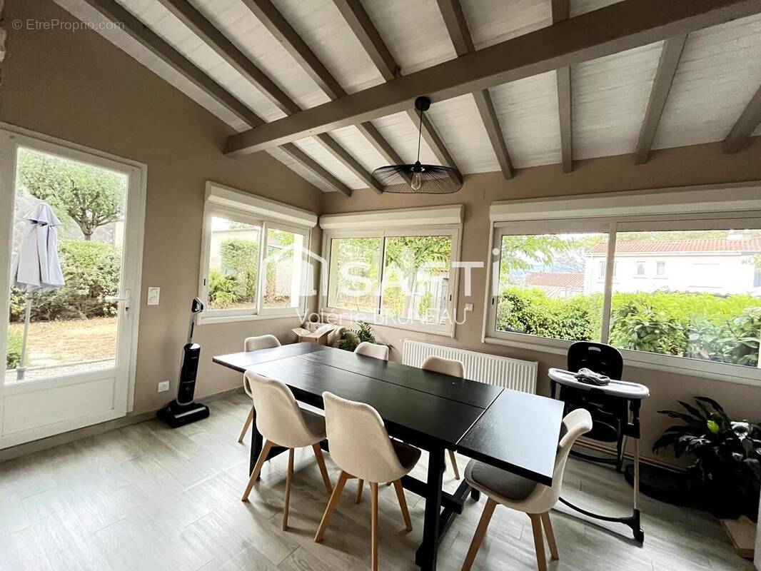 Photo 1 - Maison à LABRUGUIERE