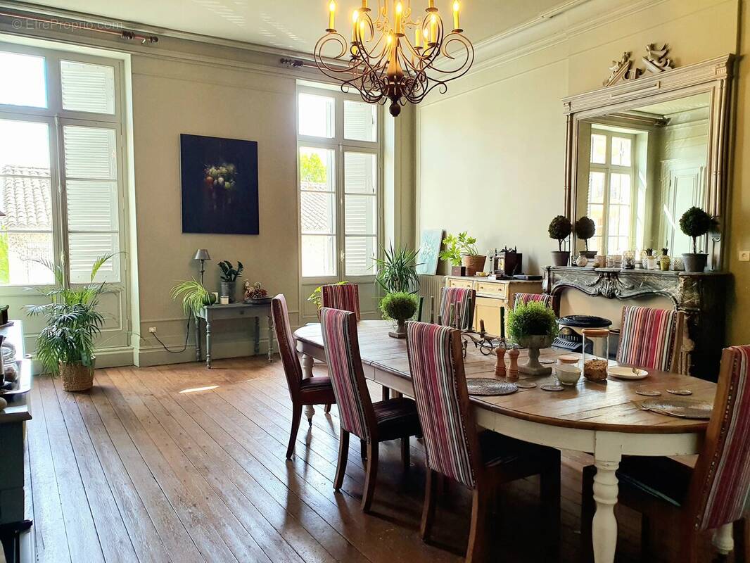 Maison à SAINTE-FOY-LA-GRANDE