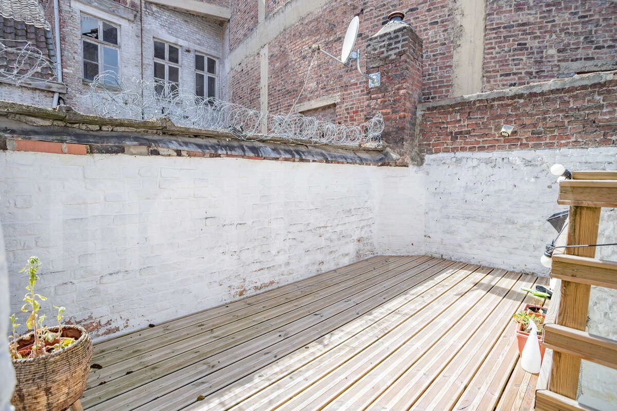 Un triplex avec terrasse en plein centre! - photo 6