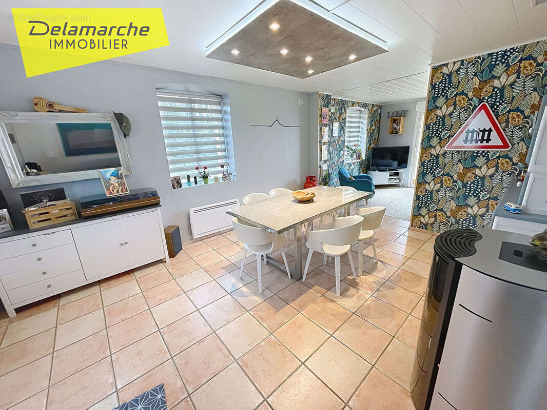 Maison à QUETTREVILLE-SUR-SIENNE