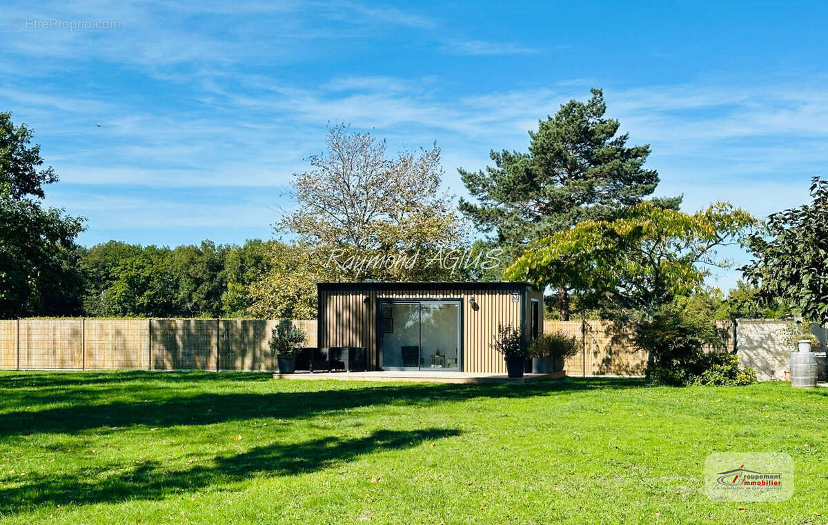 Maison à SAINT-EMILION