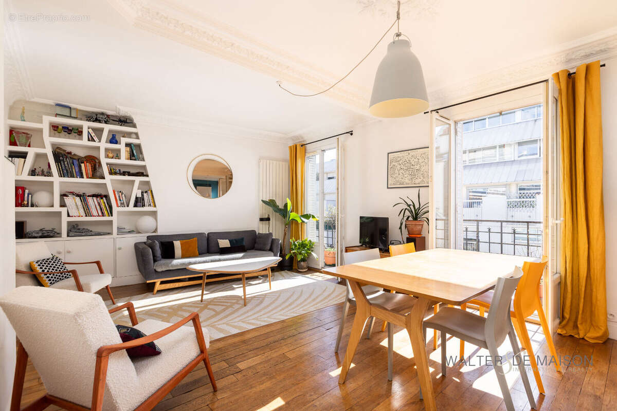 Appartement à PARIS-20E