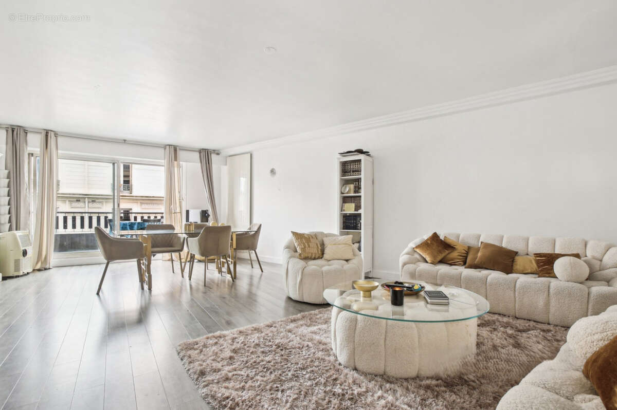 Appartement à SAINT-MANDE